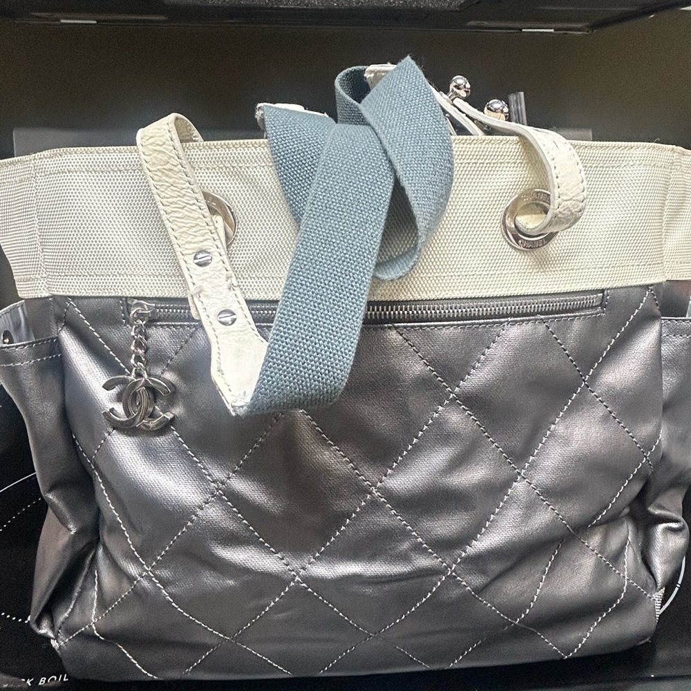 CHANEL Large Paris Biarritz tote